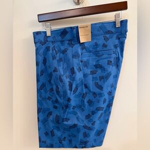 NWT Nike Golf shorts - Size 38